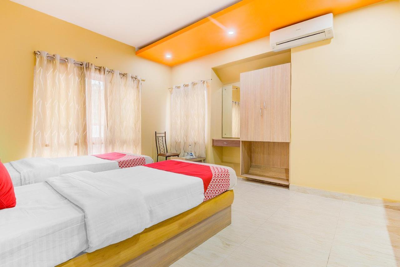 Oyo 13521 Sudhriti Hotel Siliguri Extérieur photo